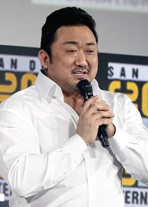 Myeong Seok Hwan